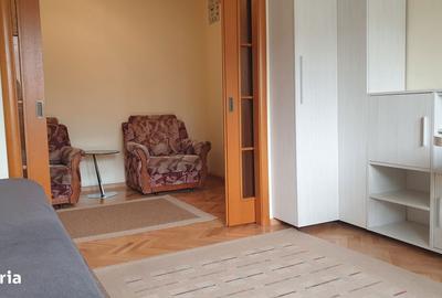 Apartament cu 3 camere decomandat în Rahova - 9