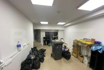 Spațiu comercial, de 224 mp, în Central - 3