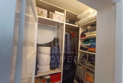 Casă cu 6 camere cu Canalizare în Roșia - 2