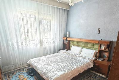Apartament cu 3 camere decomandat în Central - 3