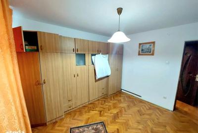 Apartament cu 4 camere decomandat în Crâng - 6