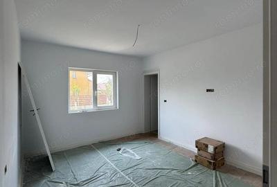 Casă cu Teren 780 Mp în Dudeștii Noi - 9