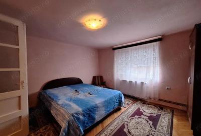 Casa individuala in oras. Teren generos. - 2