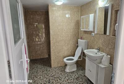 Casă cu Teren 3500 Mp în Central - 2