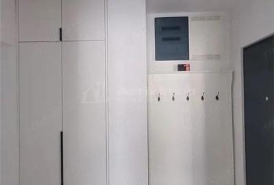 Apartament cu 3 camere decomandat în Micro 17 - 2