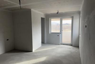 Case individuale , Stolna, in curte privata - 10