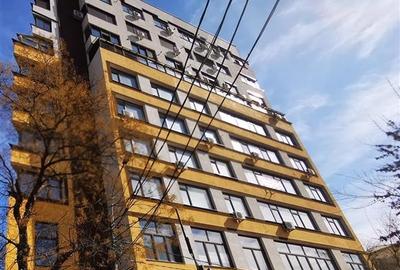 Birou, 800 mp în Vitan Mall