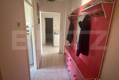 Apartament cu 2 camere decomandat, mobilat în Micro 17