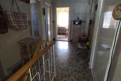 Casă cu 6 camere cu Teren 400 Mp în Babadag - 5