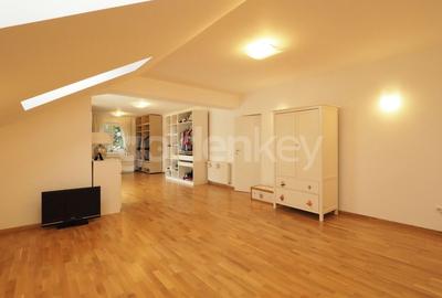 Duplex cu 6 camere cu Canalizare în Iancu Nicolae - 12