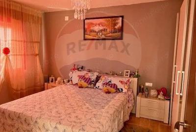 Casa / Vila cu 5 camere de vanzare - 11