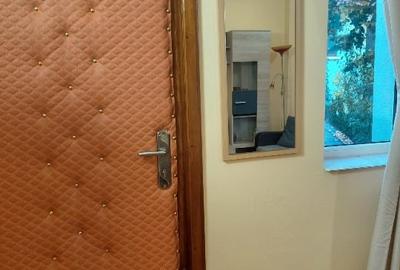 Inchiriez apartament  de 2 camere la  Pta Ch de Gaulle - 1