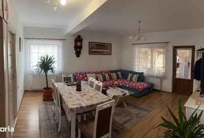 Casă cu 5 camere cu Teren 800 Mp în Centrul Civic - 8