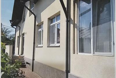 Casă cu 4 camere cu Teren 394 Mp în Central - 7