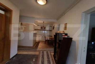 Casă cu 4 camere cu Teren 300 Mp în Central - 3