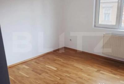 Apartament cu 3 camere decomandat în Central - 6