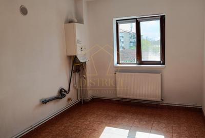 Spațiu de birouri de închiriat | Zona LIPOVE - 13