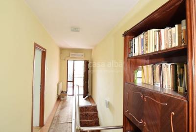 Centru, locuinta spatioasa D+P+E, disponibilitate imediata - 12