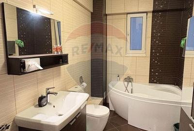 Apartament cu 3 camere în Central - 8