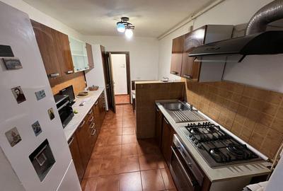 Apartament 3 camere zona Cora Bratianu - Scoala 8 - 1