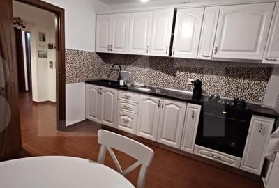 Apartament cu 3 camere, 79,5 mp, spatios, zona Lujerului - metrou aproape - 2