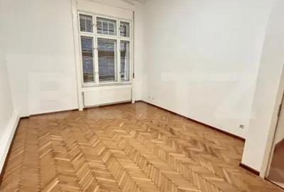 Apartament cu 5 camere semidecomandat în Central - 4