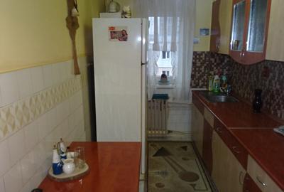 Apartament cu 2 camere decomandat în Piața Centrală - 6