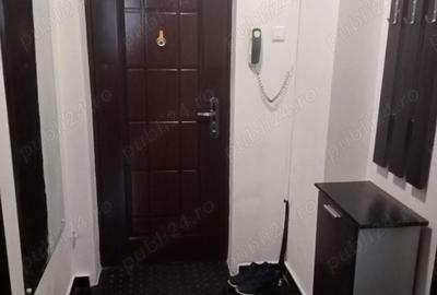 Garsonieră decomandată în Tineretului