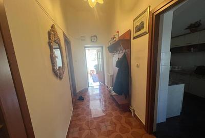 Apartament cu 3 camere semidecomandat în Boul Roșu - 8