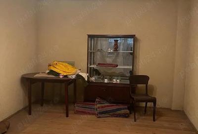 Casă cu Teren 1100 Mp în Alunișu - 2