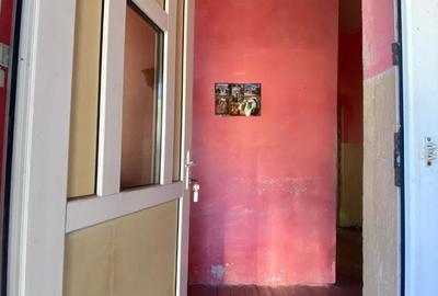 Casă cu 3 camere cu Canalizare în Central - 3