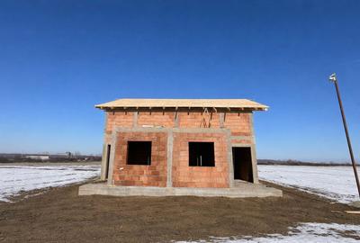 Duplex cu 4 camere cu Canalizare în Moșnița Nouă - 2