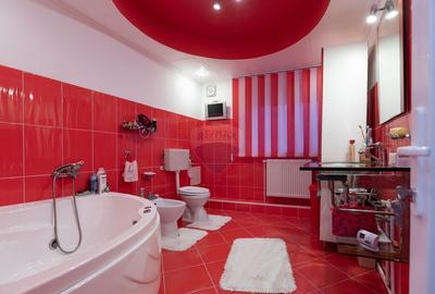 Casa / Vila cu 6 camere de vanzare - 7