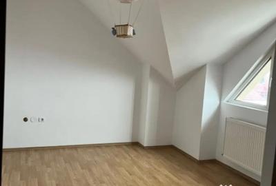 Apartament cu 2 camere decomandat în Rădăuți