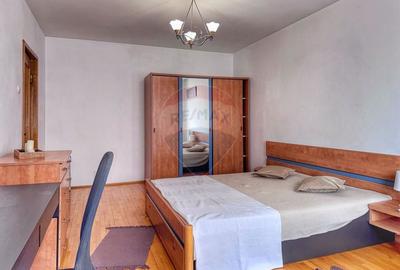 Apartament cu 2 camere semidecomandat, mobilat în P-ța Unirii - 18