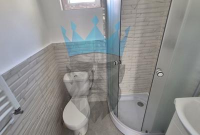 Casă cu 3 camere semidecomandat cu Canalizare în Tei - 6