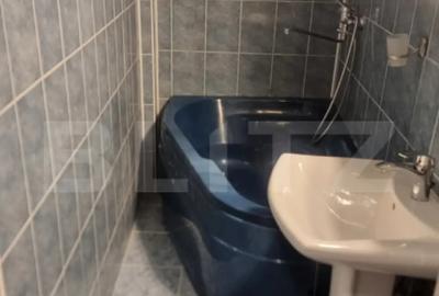 Garsonieră decomandată în Sud