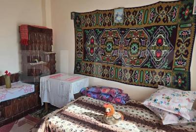 Casă cu 2 camere cu Teren 680 Mp în Central - 2