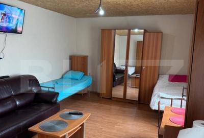 Spațiu comercial, de 700 mp, în Central - 12