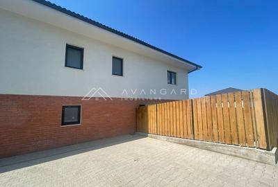 Casa cuplata de vanzare - pret avantajos, priveliste frumoasa, Chinteni - 3
