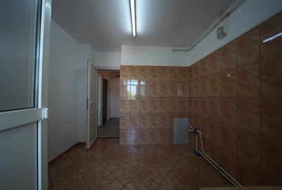 Apartament cu 3 camere în Dristor - 6