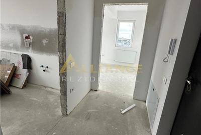 Garsonieră decomandată în Central - 2