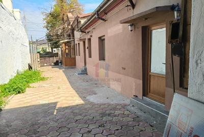 Casă cu 4 camere cu Teren 300 Mp în Central - 7