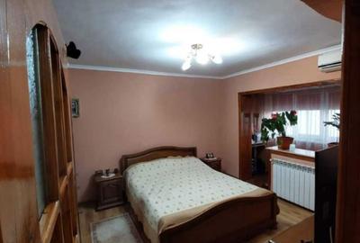 Apartament cu 2 camere decomandat în Unirii Sud - 6