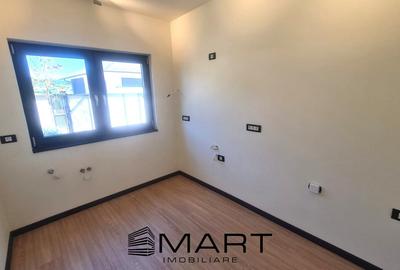 Duplex cu 4 camere cu Canalizare în Central - 8