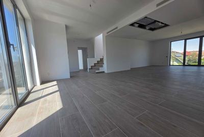 Apartament cu 3 camere decomandat în Central - 2