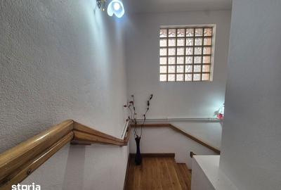 Casă cu 6 camere cu Teren 300 Mp în Central - 5