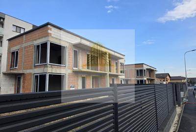 Duplex cu 4 camere cu Teren 330 Mp în Sud-Vest - 10