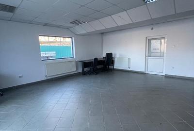Showroon cu birouri si 3 locuri de parcare,  str. Gh.Doja - 7