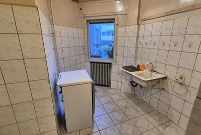 Apartament cu 3 camere semidecomandat în Unirii - 6